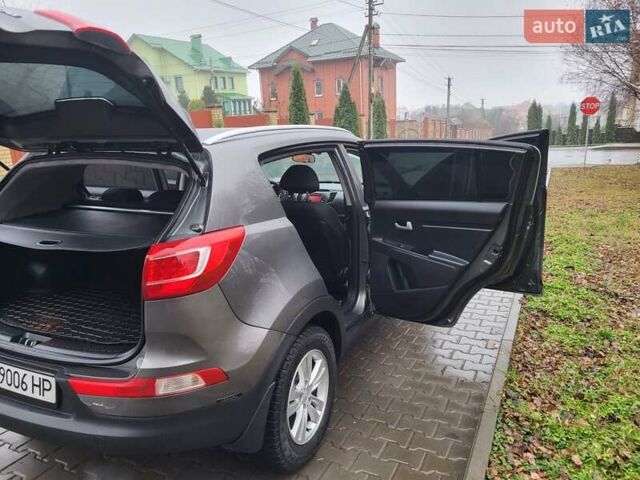 Кіа Sportage, об'ємом двигуна 1.69 л та пробігом 175 тис. км за 12300 $, фото 82 на Automoto.ua