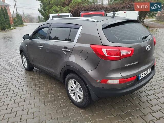 Кіа Sportage, об'ємом двигуна 1.69 л та пробігом 175 тис. км за 12300 $, фото 8 на Automoto.ua
