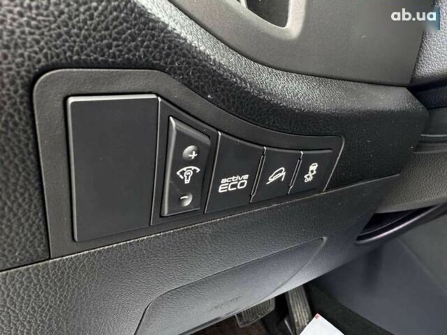 Кіа Sportage, об'ємом двигуна 2 л та пробігом 213 тис. км за 13500 $, фото 11 на Automoto.ua