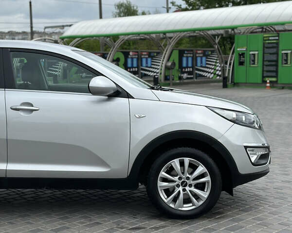 Киа Sportage, объемом двигателя 1.7 л и пробегом 214 тыс. км за 11950 $, фото 17 на Automoto.ua