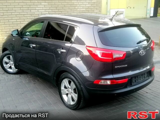 Киа Sportage, объемом двигателя 2 л и пробегом 132 тыс. км за 12800 $, фото 8 на Automoto.ua