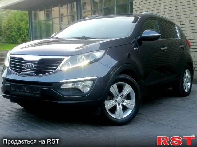 Киа Sportage, объемом двигателя 2 л и пробегом 132 тыс. км за 12800 $, фото 4 на Automoto.ua