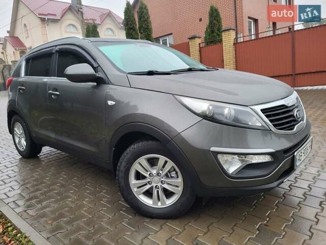 Кіа Sportage, об'ємом двигуна 1.69 л та пробігом 175 тис. км за 12300 $, фото 5 на Automoto.ua