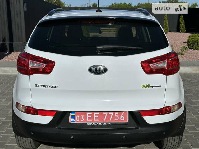 Киа Sportage, объемом двигателя 1.7 л и пробегом 202 тыс. км за 12900 $, фото 10 на Automoto.ua