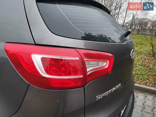 Кіа Sportage, об'ємом двигуна 1.69 л та пробігом 175 тис. км за 12300 $, фото 36 на Automoto.ua