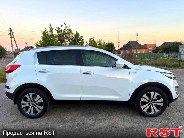 Кіа Sportage, об'ємом двигуна 2 л та пробігом 137 тис. км за 9599 $, фото 3 на Automoto.ua