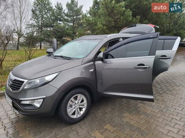 Кіа Sportage, об'ємом двигуна 1.69 л та пробігом 175 тис. км за 12300 $, фото 76 на Automoto.ua