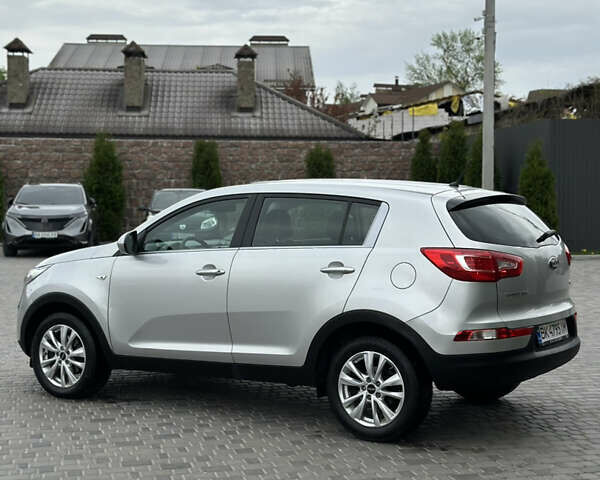 Киа Sportage, объемом двигателя 1.7 л и пробегом 214 тыс. км за 11799 $, фото 9 на Automoto.ua