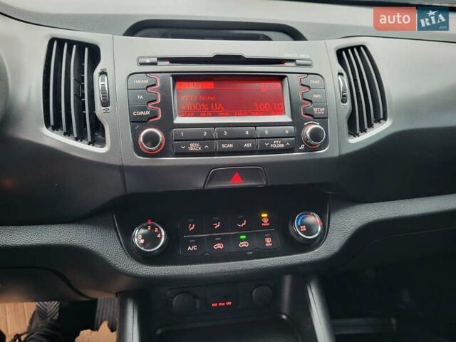 Кіа Sportage, об'ємом двигуна 1.69 л та пробігом 175 тис. км за 12300 $, фото 134 на Automoto.ua