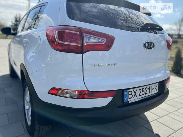 Кіа Sportage, об'ємом двигуна 1.7 л та пробігом 168 тис. км за 12750 $, фото 15 на Automoto.ua