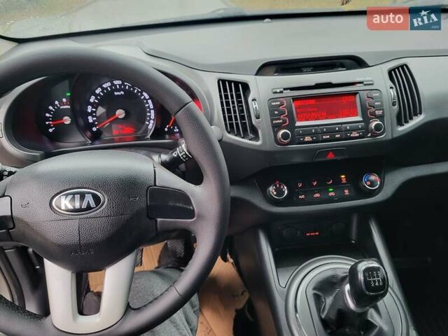 Кіа Sportage, об'ємом двигуна 1.69 л та пробігом 175 тис. км за 12300 $, фото 135 на Automoto.ua