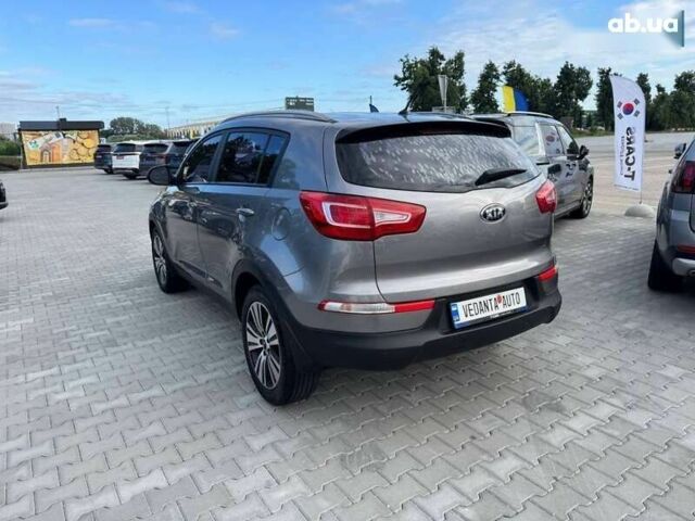 Кіа Sportage, об'ємом двигуна 2 л та пробігом 213 тис. км за 13500 $, фото 5 на Automoto.ua