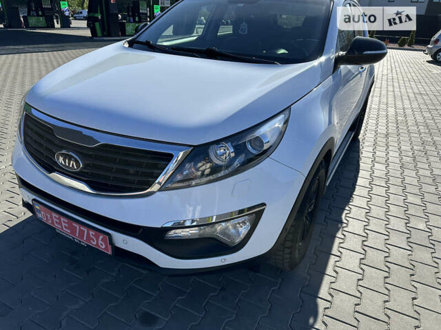 Киа Sportage, объемом двигателя 1.7 л и пробегом 202 тыс. км за 12900 $, фото 6 на Automoto.ua