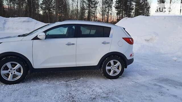 Киа Sportage, объемом двигателя 1.7 л и пробегом 236 тыс. км за 13300 $, фото 1 на Automoto.ua