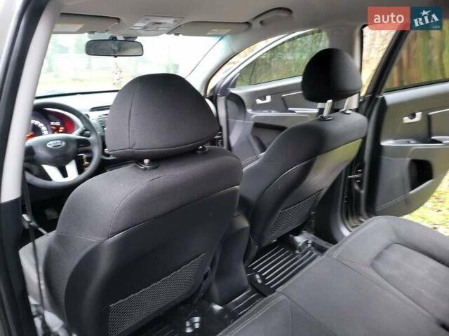Кіа Sportage, об'ємом двигуна 1.69 л та пробігом 175 тис. км за 12300 $, фото 113 на Automoto.ua