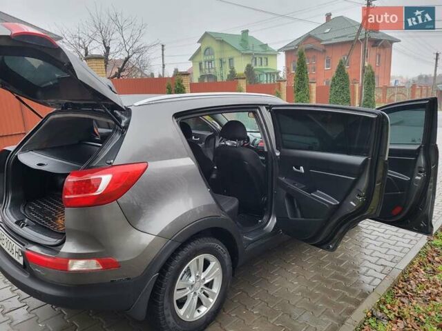 Кіа Sportage, об'ємом двигуна 1.69 л та пробігом 175 тис. км за 12300 $, фото 83 на Automoto.ua