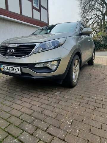 Кіа Sportage, об'ємом двигуна 2 л та пробігом 82 тис. км за 13500 $, фото 1 на Automoto.ua