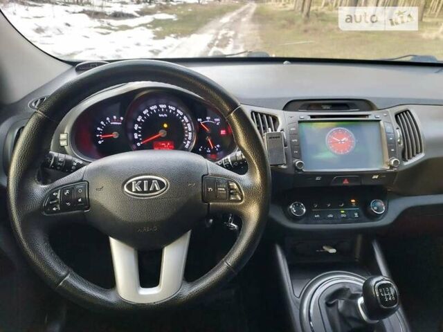 Кіа Sportage, об'ємом двигуна 1.7 л та пробігом 223 тис. км за 13300 $, фото 8 на Automoto.ua