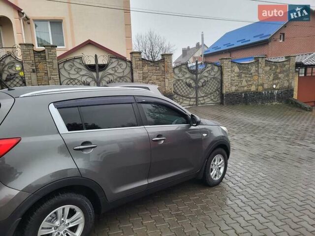 Кіа Sportage, об'ємом двигуна 1.69 л та пробігом 175 тис. км за 12300 $, фото 12 на Automoto.ua
