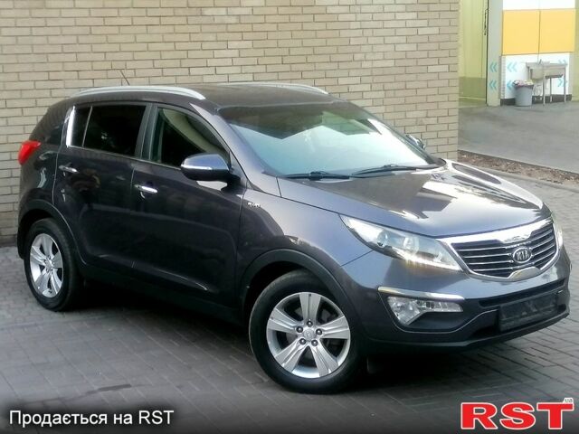 Кіа Sportage, об'ємом двигуна 2 л та пробігом 132 тис. км за 12800 $, фото 2 на Automoto.ua