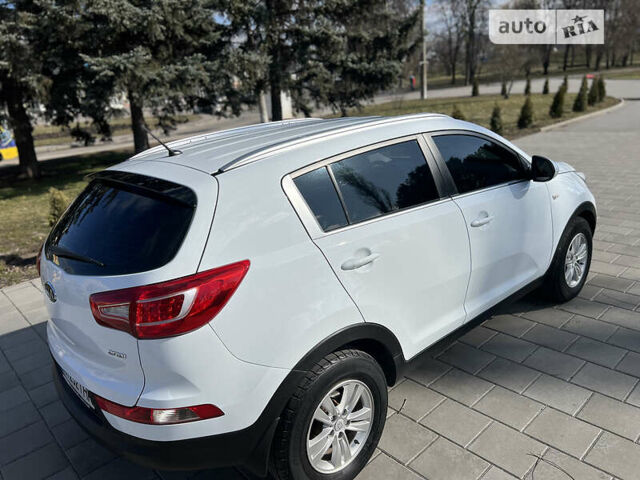 Кіа Sportage, об'ємом двигуна 1.7 л та пробігом 168 тис. км за 12750 $, фото 20 на Automoto.ua