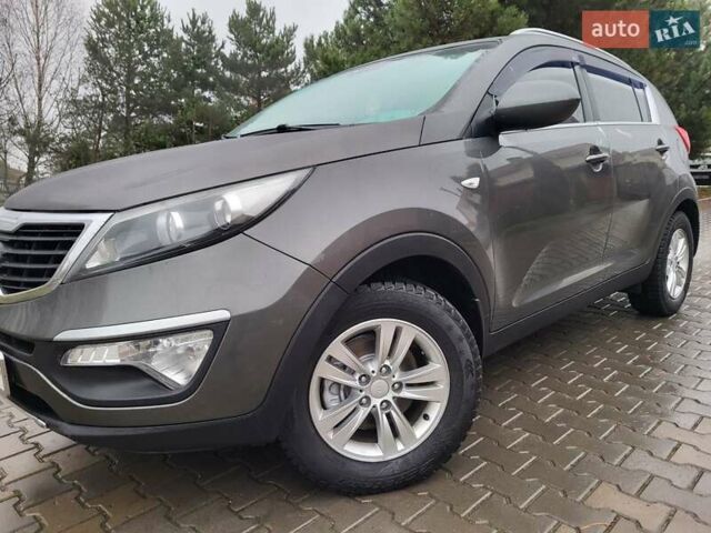 Кіа Sportage, об'ємом двигуна 1.69 л та пробігом 175 тис. км за 12300 $, фото 2 на Automoto.ua