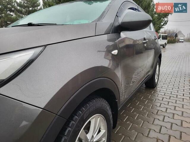 Кіа Sportage, об'ємом двигуна 1.69 л та пробігом 175 тис. км за 12300 $, фото 51 на Automoto.ua