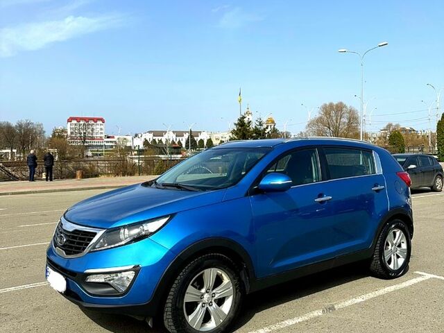 Киа Sportage, объемом двигателя 1.7 л и пробегом 222 тыс. км за 11500 $, фото 1 на Automoto.ua