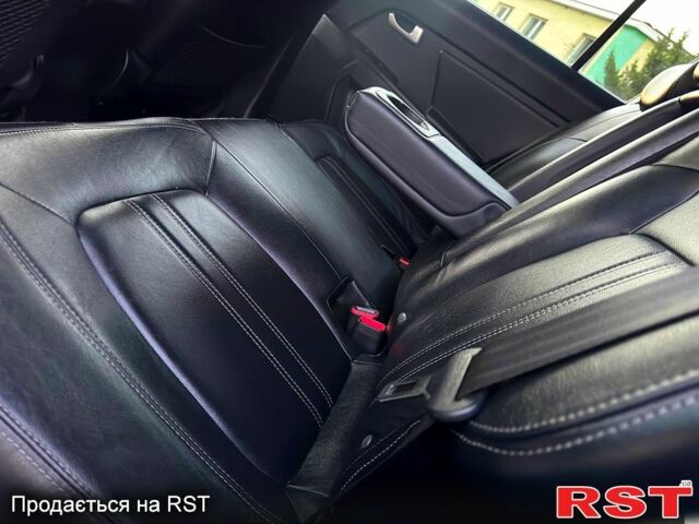 Кіа Sportage, об'ємом двигуна 2 л та пробігом 137 тис. км за 11650 $, фото 6 на Automoto.ua