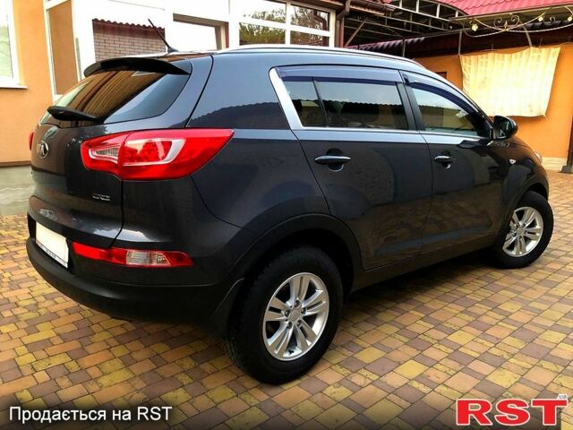 Кіа Sportage, об'ємом двигуна 1.7 л та пробігом 216 тис. км за 11850 $, фото 6 на Automoto.ua