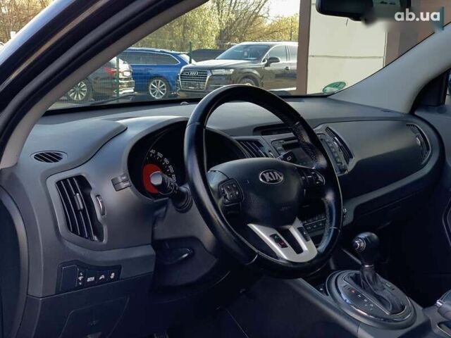 Кіа Sportage, об'ємом двигуна 2 л та пробігом 184 тис. км за 13999 $, фото 23 на Automoto.ua