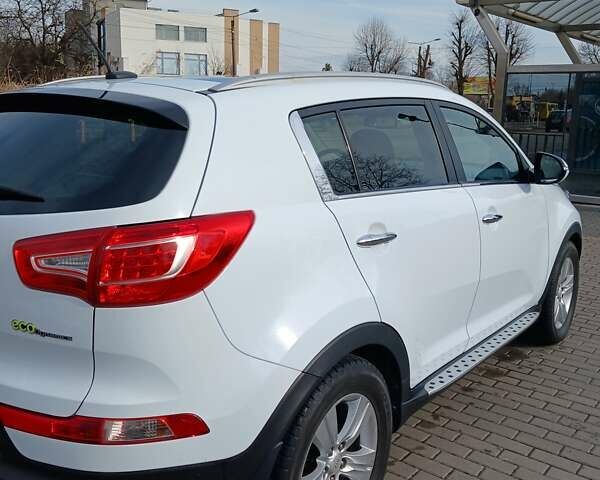 Кіа Sportage, об'ємом двигуна 1.6 л та пробігом 133 тис. км за 14800 $, фото 16 на Automoto.ua