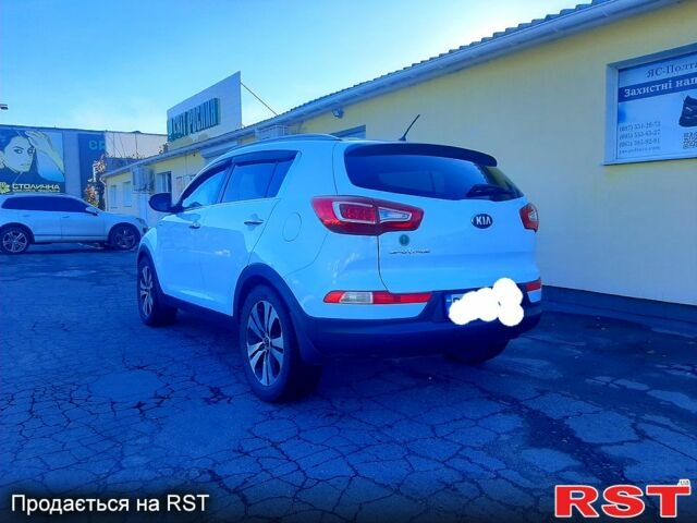 Киа Sportage, объемом двигателя 2 л и пробегом 157 тыс. км за 14300 $, фото 3 на Automoto.ua