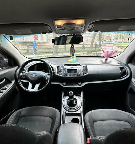 Киа Sportage, объемом двигателя 1.7 л и пробегом 111 тыс. км за 13000 $, фото 11 на Automoto.ua