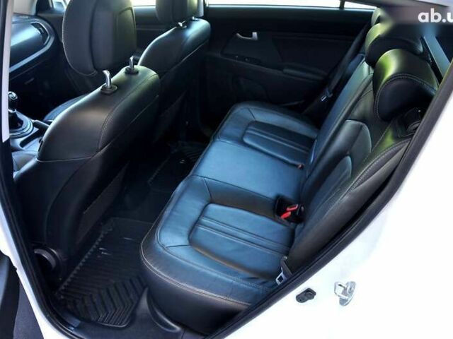 Киа Sportage, объемом двигателя 1.7 л и пробегом 184 тыс. км за 11600 $, фото 20 на Automoto.ua