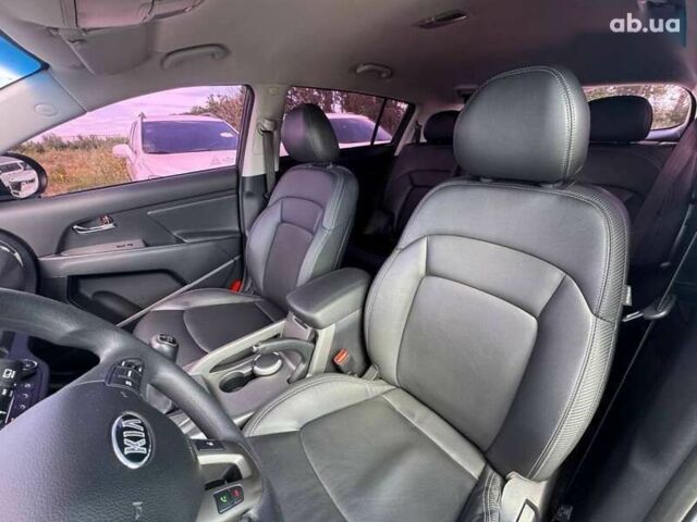 Киа Sportage, объемом двигателя 2 л и пробегом 193 тыс. км за 12900 $, фото 12 на Automoto.ua