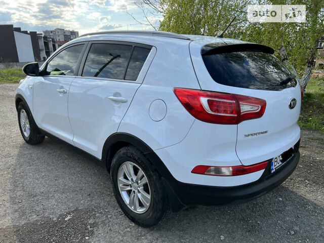 Киа Sportage, объемом двигателя 1.69 л и пробегом 168 тыс. км за 13000 $, фото 2 на Automoto.ua