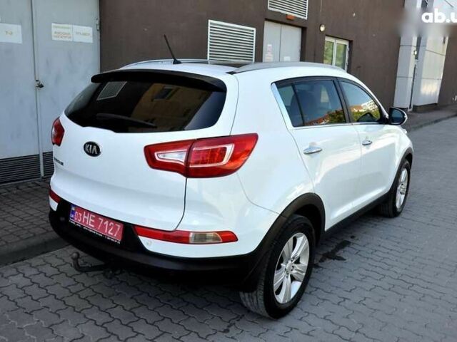 Киа Sportage, объемом двигателя 1.7 л и пробегом 184 тыс. км за 11600 $, фото 9 на Automoto.ua