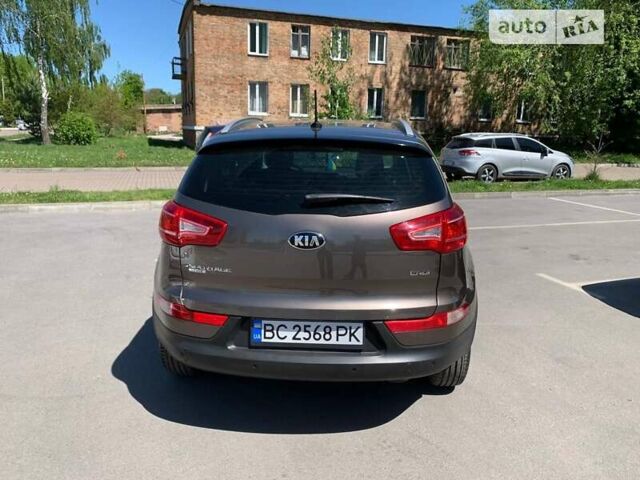 Киа Sportage, объемом двигателя 2 л и пробегом 255 тыс. км за 15700 $, фото 7 на Automoto.ua