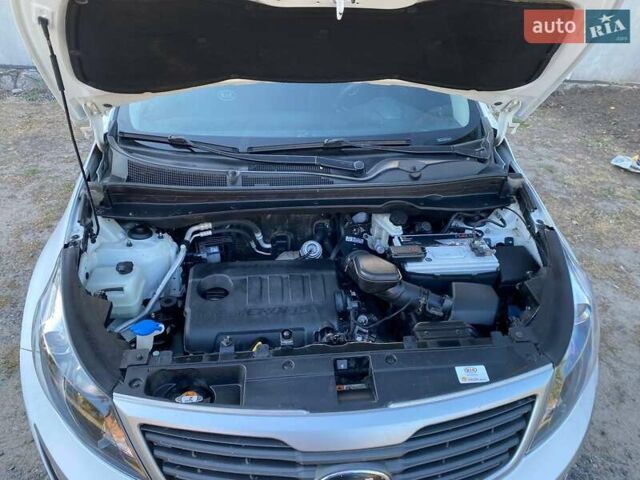 Киа Sportage, объемом двигателя 1.69 л и пробегом 185 тыс. км за 11850 $, фото 16 на Automoto.ua