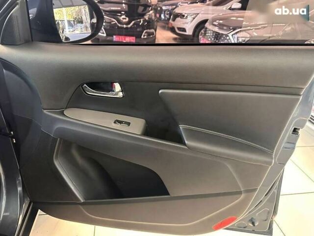 Киа Sportage, объемом двигателя 2 л и пробегом 132 тыс. км за 15500 $, фото 24 на Automoto.ua