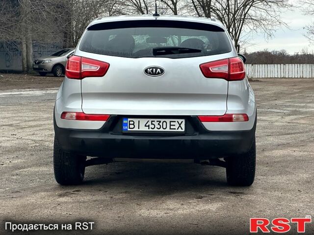 Кіа Sportage, об'ємом двигуна 2.4 л та пробігом 136 тис. км за 13200 $, фото 3 на Automoto.ua