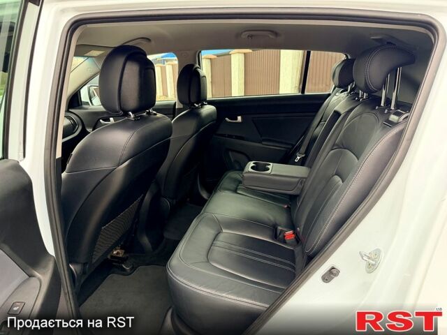 Киа Sportage, объемом двигателя 2 л и пробегом 191 тыс. км за 15850 $, фото 8 на Automoto.ua
