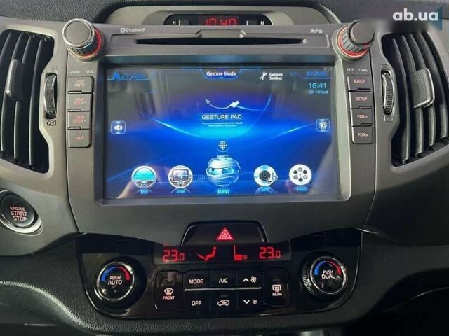 Кіа Sportage, об'ємом двигуна 2 л та пробігом 135 тис. км за 15300 $, фото 13 на Automoto.ua