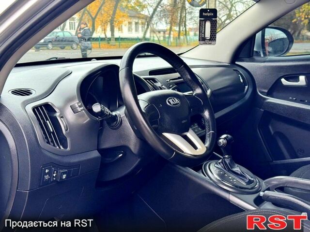 Кіа Sportage, об'ємом двигуна 2 л та пробігом 150 тис. км за 10999 $, фото 5 на Automoto.ua