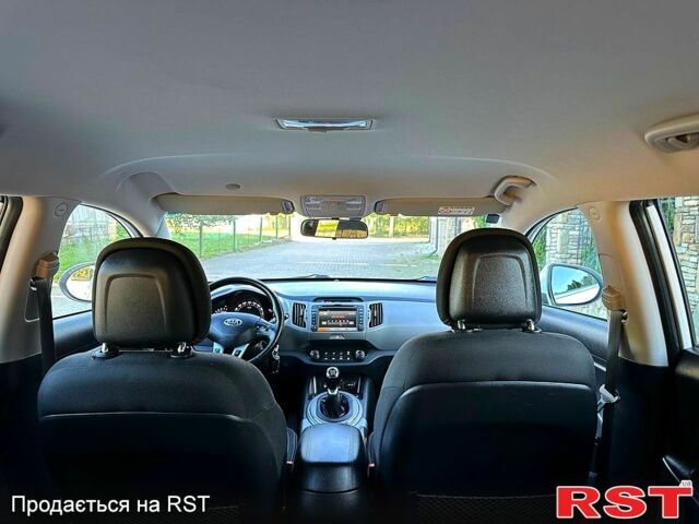Кіа Sportage, об'ємом двигуна 1.6 л та пробігом 219 тис. км за 12900 $, фото 1 на Automoto.ua
