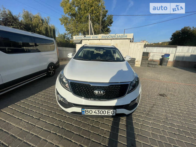 Киа Sportage, объемом двигателя 1.59 л и пробегом 161 тыс. км за 14300 $, фото 1 на Automoto.ua