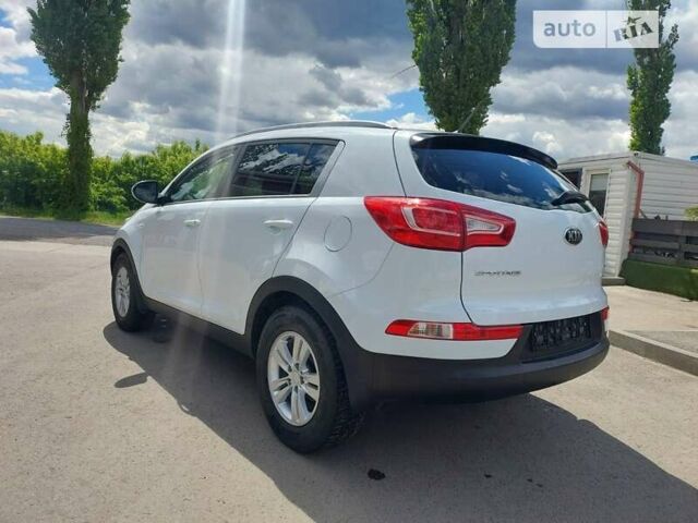 Кіа Sportage, об'ємом двигуна 1.69 л та пробігом 118 тис. км за 13800 $, фото 17 на Automoto.ua