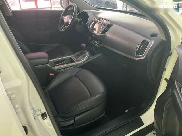 Кіа Sportage, об'ємом двигуна 2 л та пробігом 135 тис. км за 15300 $, фото 19 на Automoto.ua