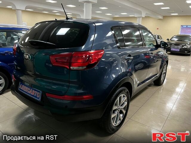 Киа Sportage, объемом двигателя 2.4 л и пробегом 78 тыс. км за 12800 $, фото 7 на Automoto.ua